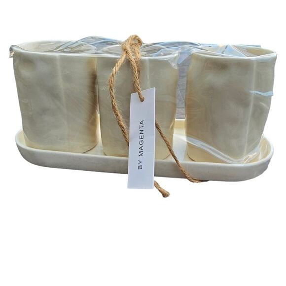 Rae Dunn Bathroom Caddy - Picture 2 of 3